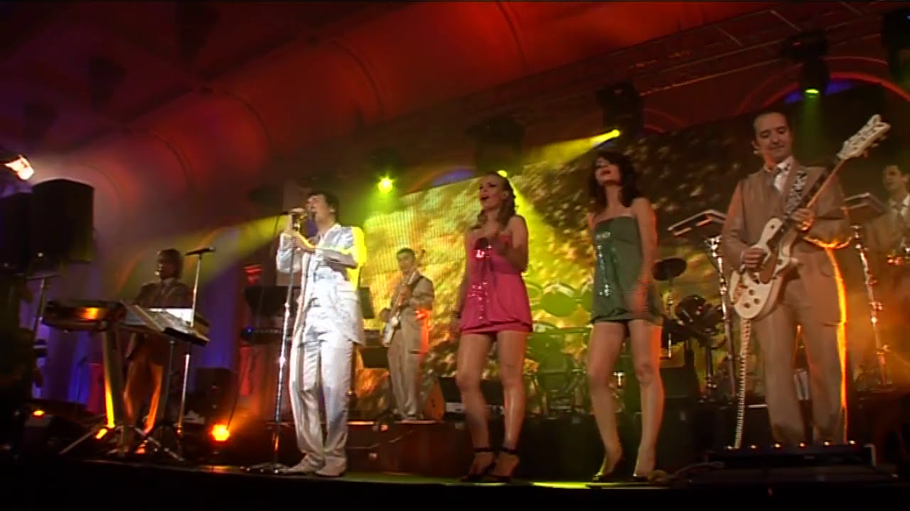 CAN'T HELP FALLING IN LOVE - Calin Geambasu Band (concert privat)