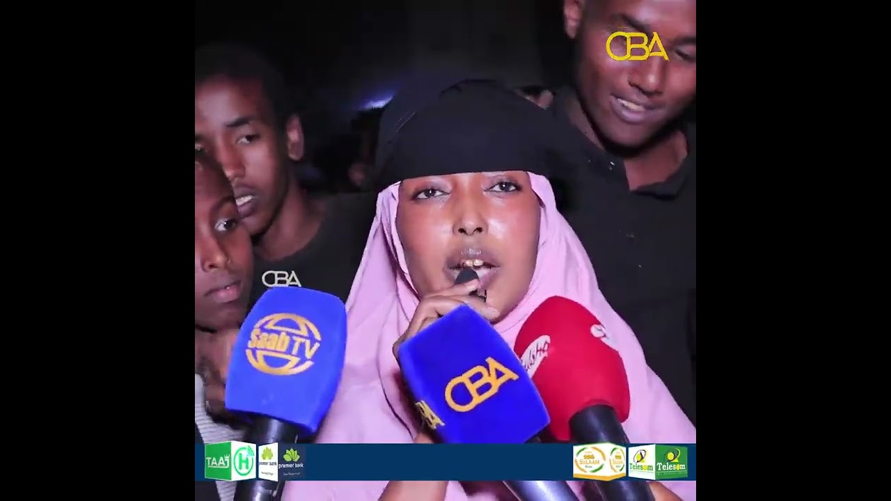 Qaar kamid ah dhalinyarada magaalada Burco ayaa sameeyey isku soo bax ay ku taageerayaan shacabka..