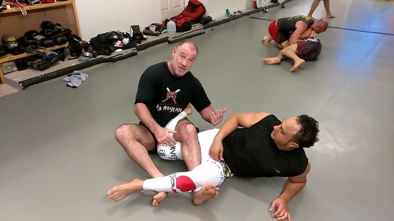 Leg Lock standing opponent
