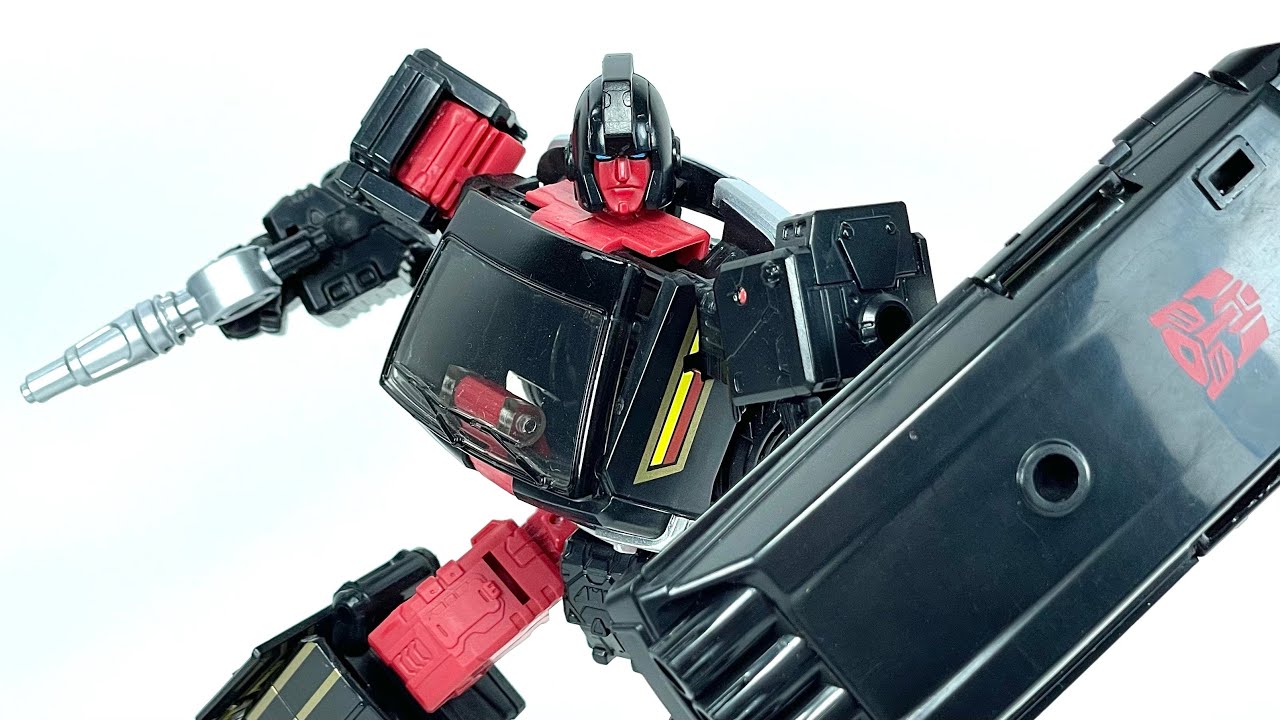 Transformers Legacy Selects DK-2 Guard Chefatron Review
