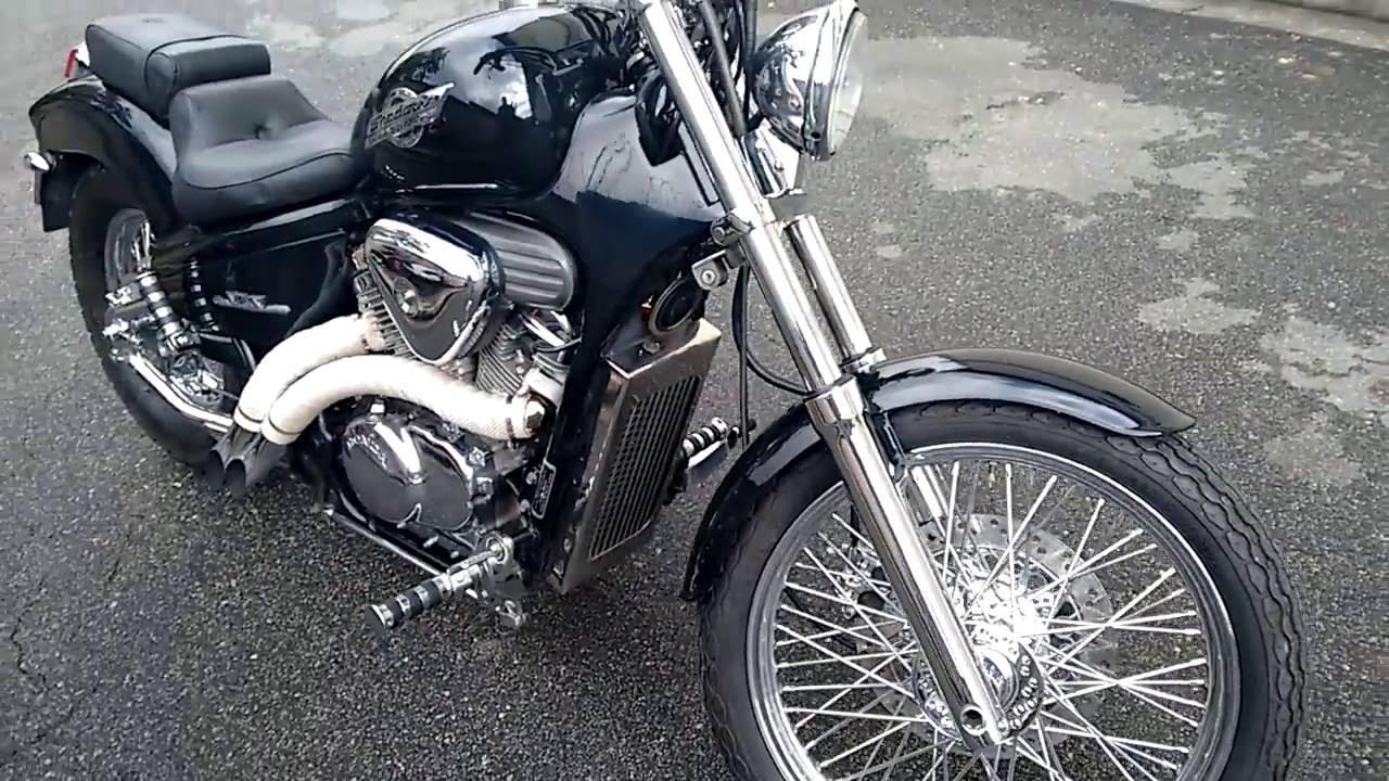 SHADOW 600 CROMADA
