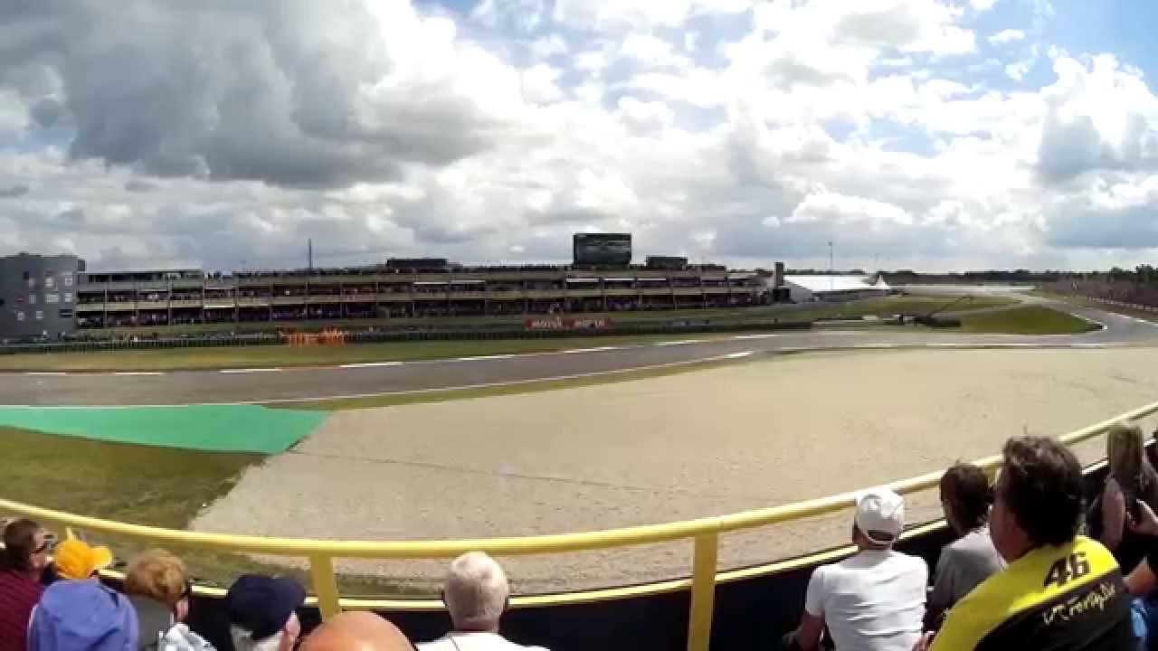 Rossi vs Marquez TT Assen 2015 final chicane clash HD