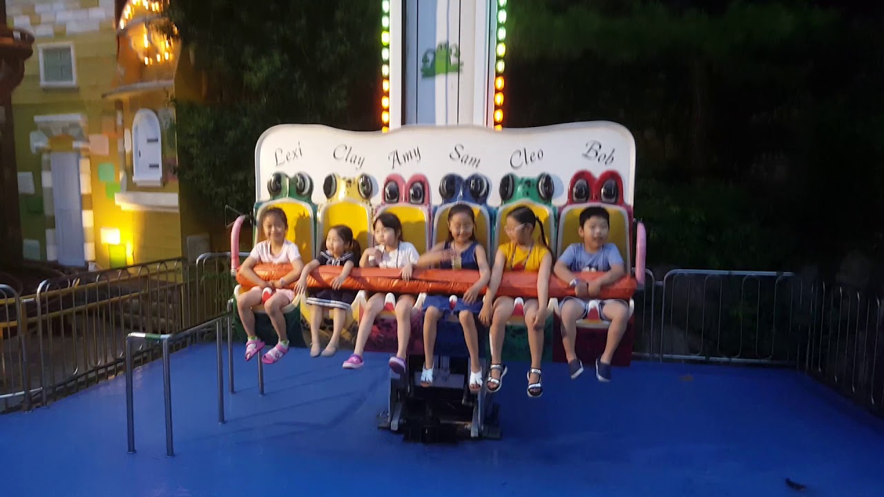 8월10일 대구이월드 개구리놀이기구
