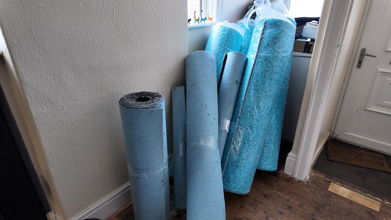 DIY With Higgitt #diyprojects part 4 (new carpets)