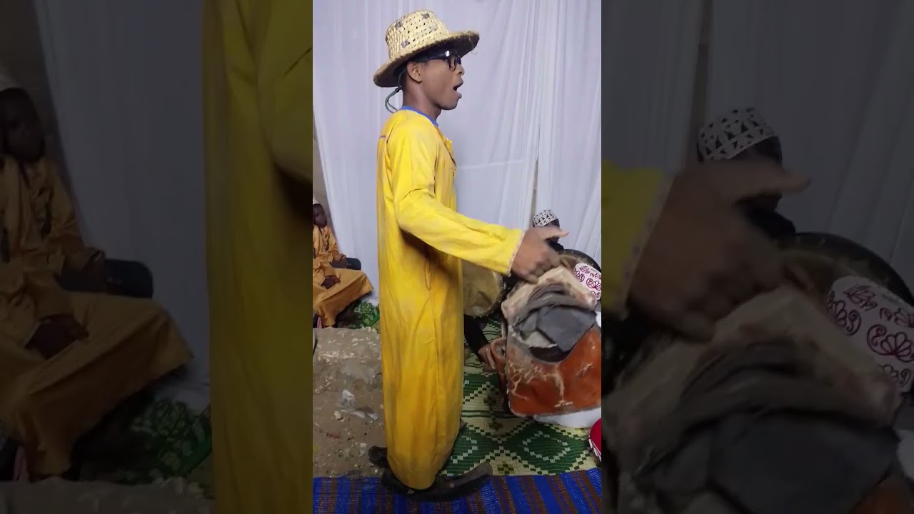 KUBWA KULIKO ZOTE WANGALIYENI WANAFUNZI WA FARAHANI WAKIUCHUKUWA UWANJA WA MTONI KIDATU BALAA KUBWA 