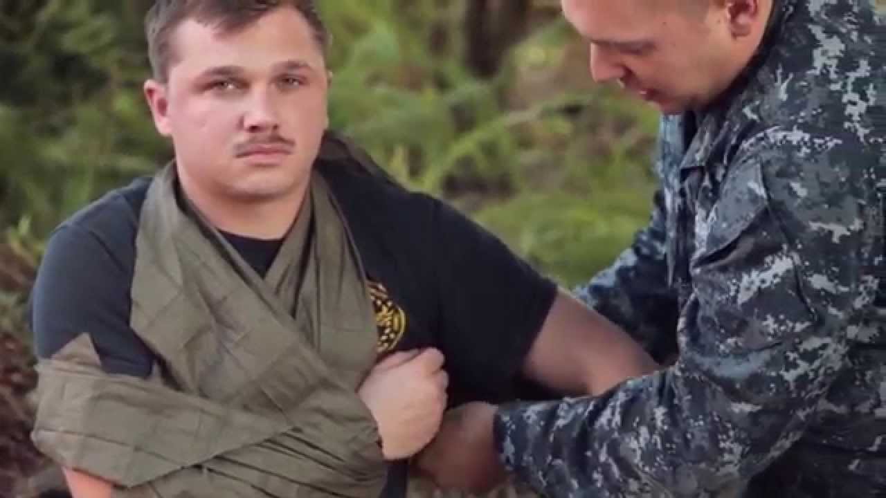 Navy Skills for Life – First Aid Training – Dislocated Shoulder