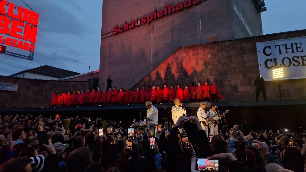 Kraftklub - Schief in jedem Chor (neuer Song) | Schauspielhaus Chemnitz, 28.05.2025