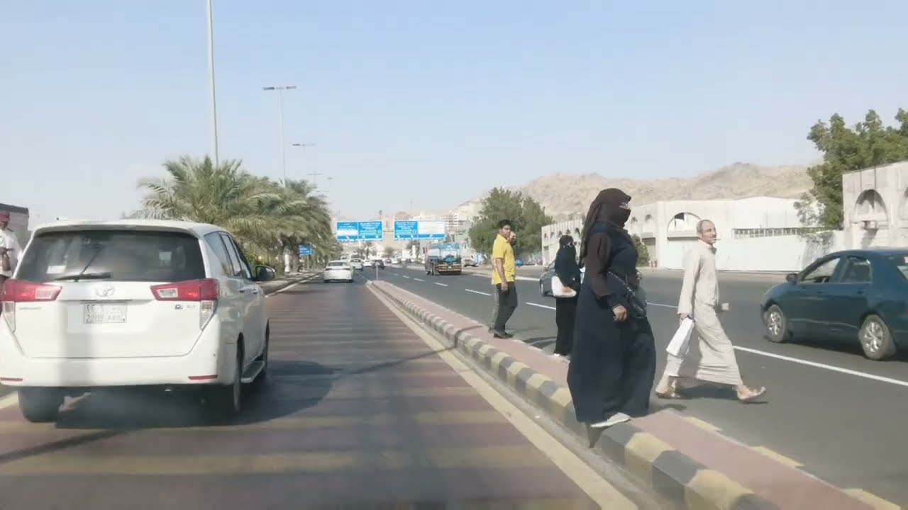 جولة في شوارع مكة الشوقية وحي العكيشية
