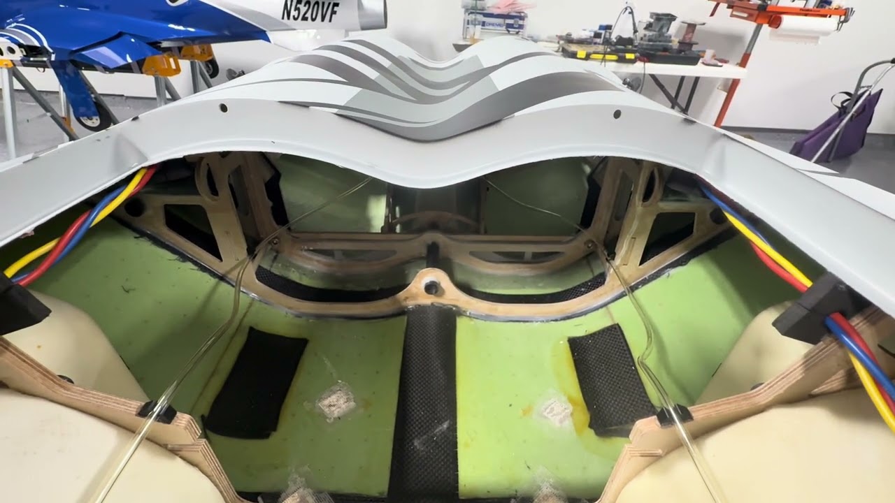 F-22 wiring continues, have I mentioned I hate making leads?