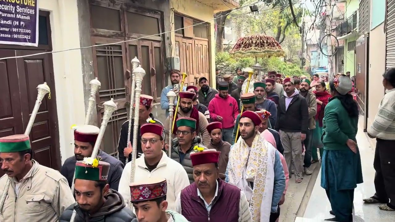 हार फेरी के समय माता जग जननी लक्ष्मी