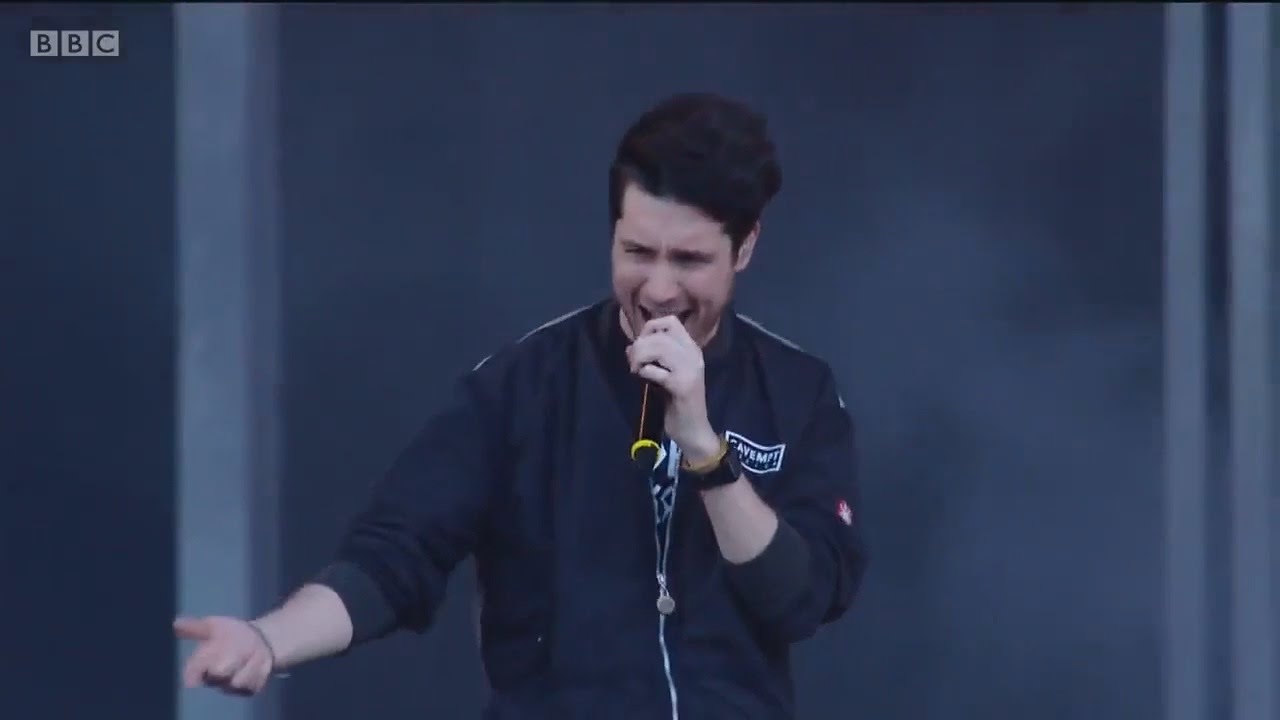 Bastille - No Angels (Live 2016) HD