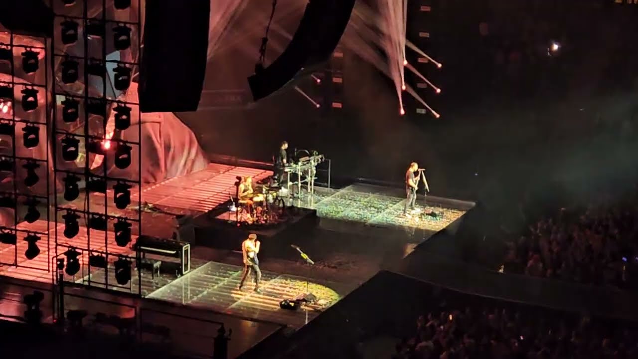 Muse - Time Is Running Out (Live in NYC 2023)