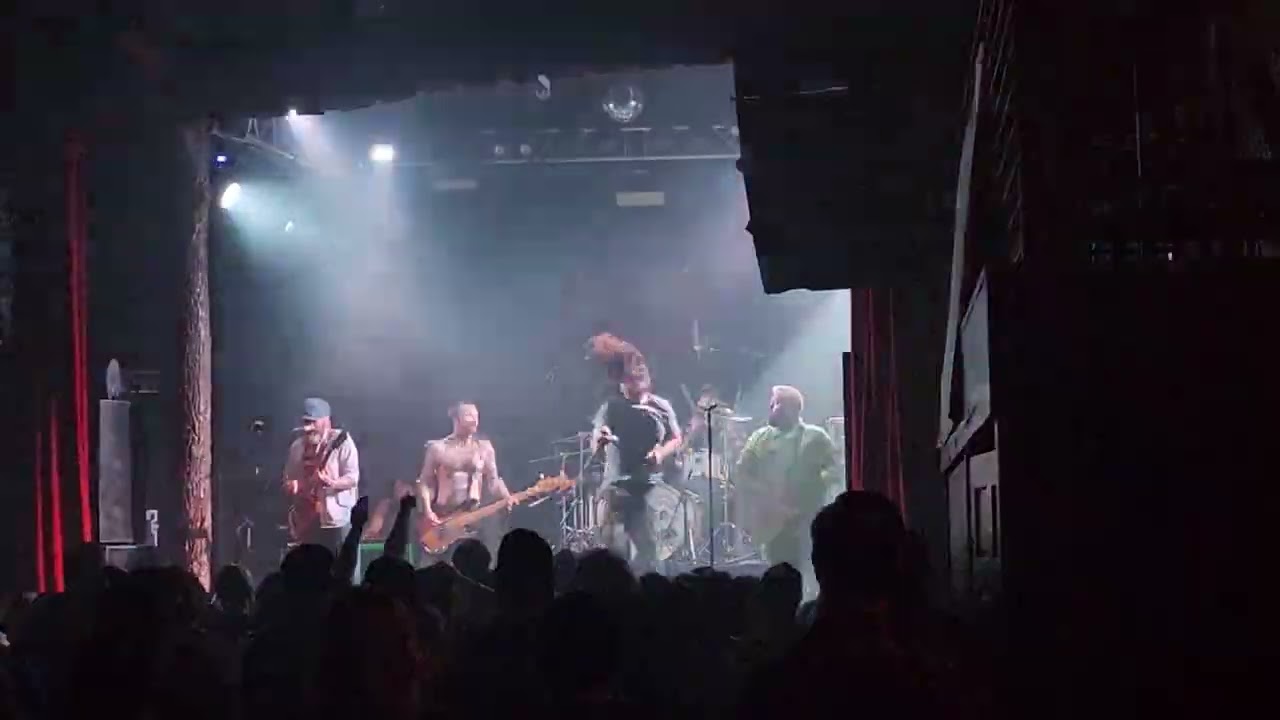 Alexisonfire - Reverse the Curse (Live @ Trees - Dallas, TX - 5/26/22)