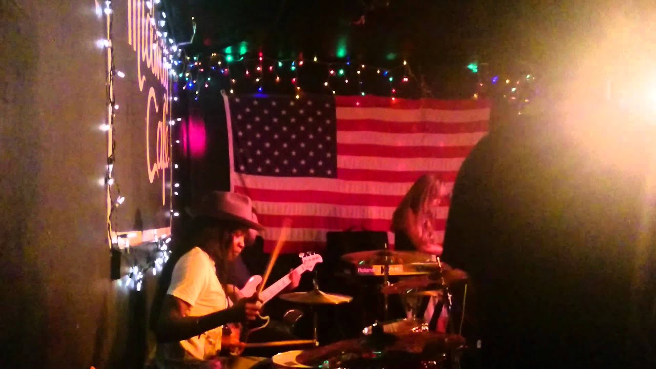 Michel'Le Baptiste playing at Midway Cafe