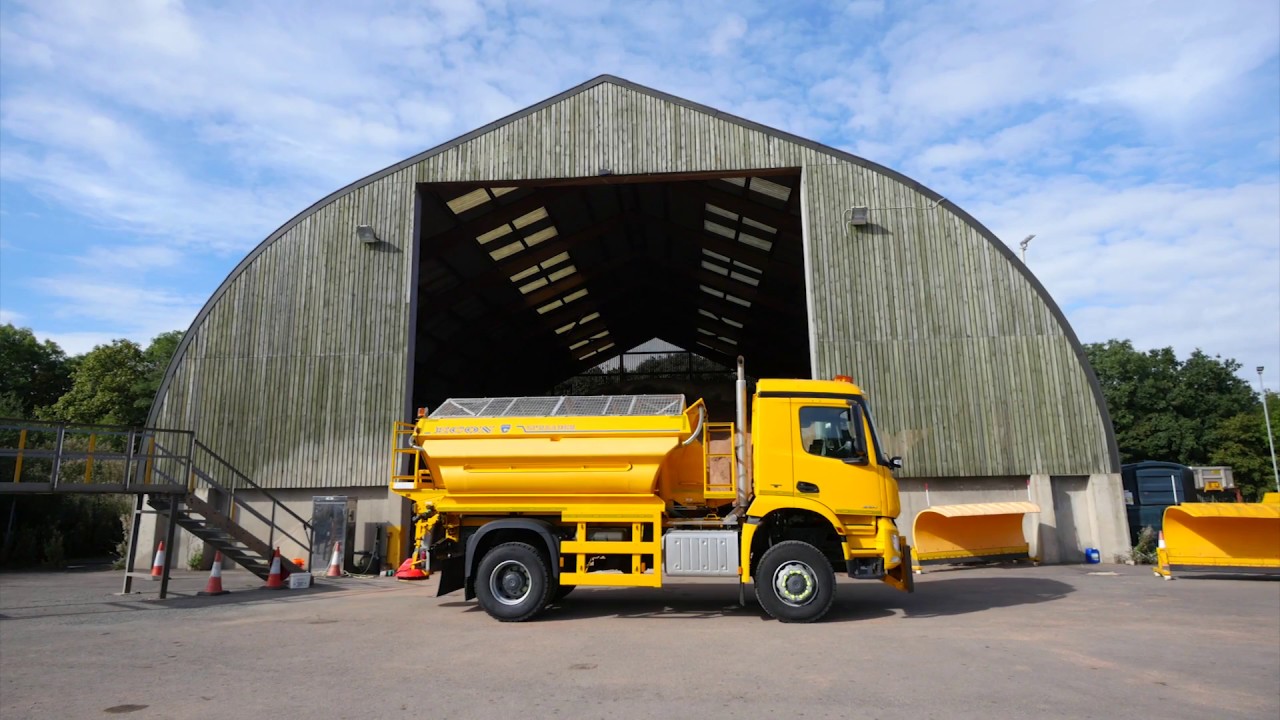 Gritter route navigation and automated salting system