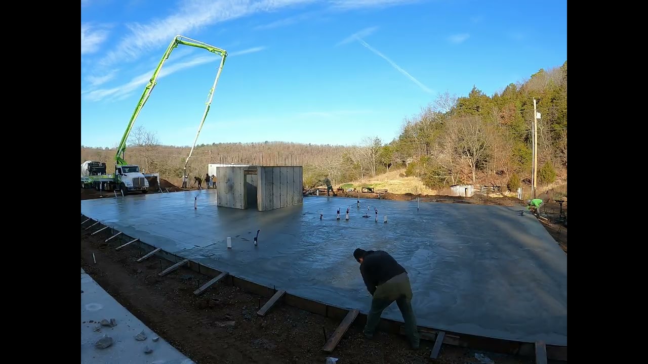 Time lapse of a 4500sqft slab finish! 