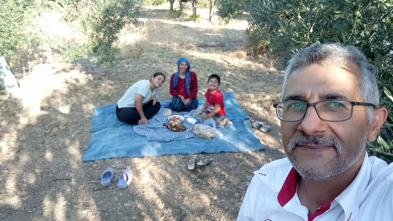 İzmir Torbalı Bozköy bir pazar gününden sevgi selamlar.