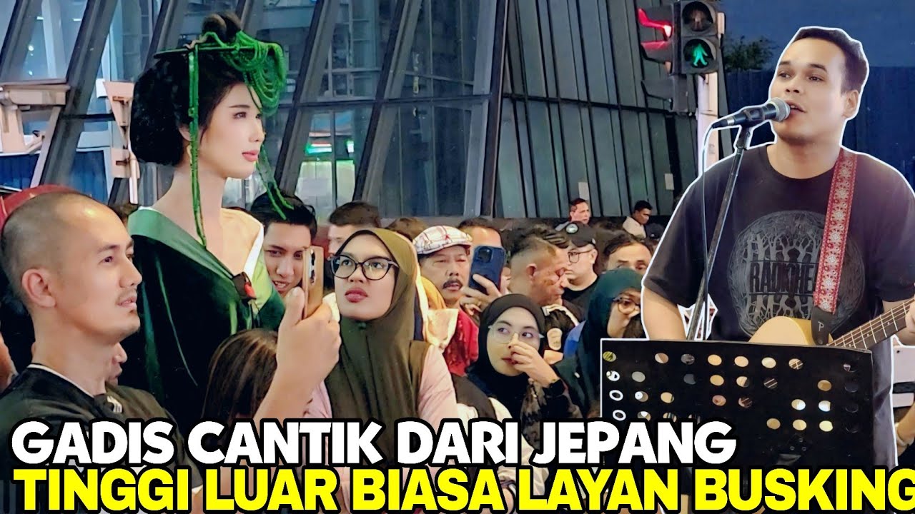 Detik-detik Gadis cantik Tinggi luar biasa Datang Dekat busking | Penonton ramai mintak bergambar"