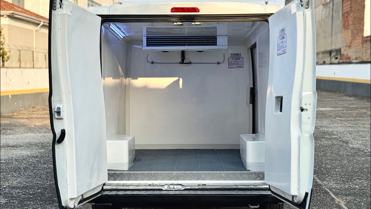 Fiat Ducato 2.3 Cargo Curta 8m3 Diesel Refrigerada 2021 143.000Km 