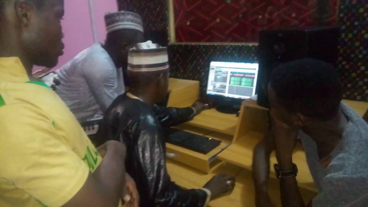 Hussaini Danko Da Ado Gwanja a studio