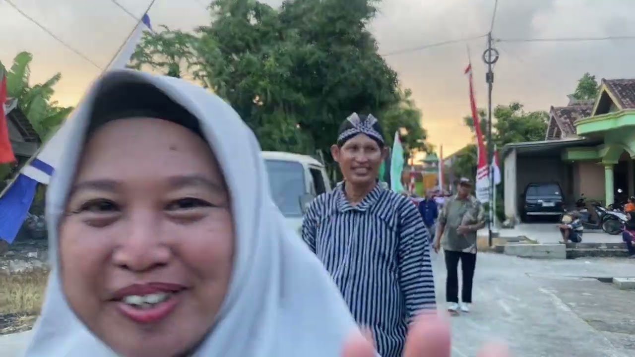 KARNAVAL BUDAYA DAN MEMPERINGATI HUT RI KE - 80 DESA GALIRAN