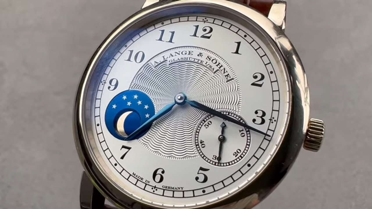 A. Lange & S&ouml;hne 1815 Moonphase &ldquo;Homage to F.A. Lange&rdquo; (212.050) &ndash; Honey Gold Hands-On Review