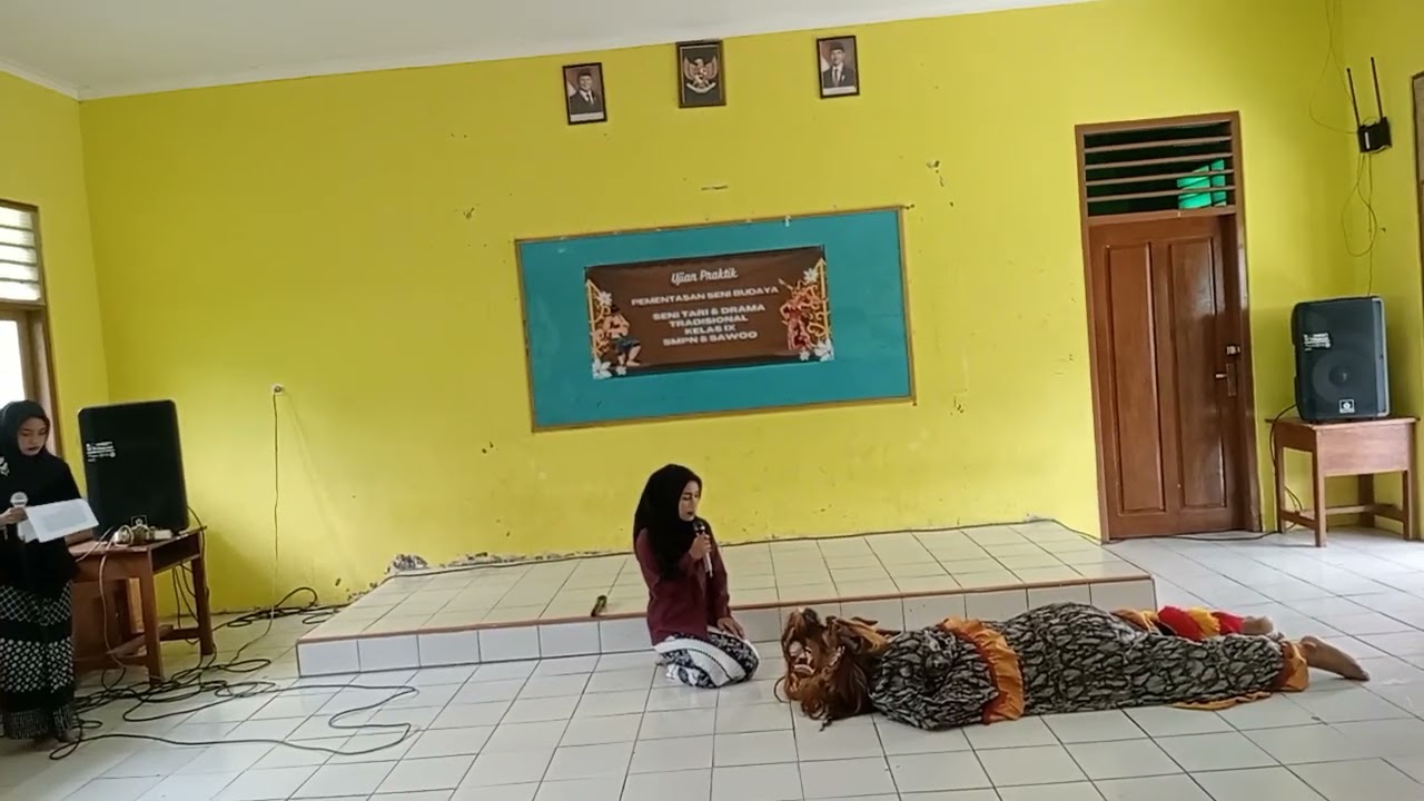 DRAMA BARU KLINTING KELAS 9 SMP NEGERI 5 SAWOO