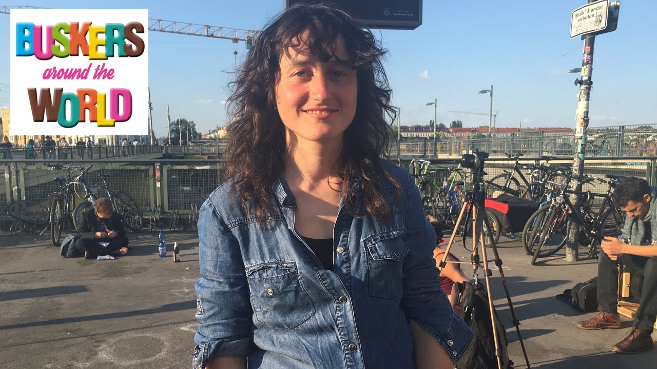 Giorgia Job - Singer songwriter from Italy | Buskers around the world