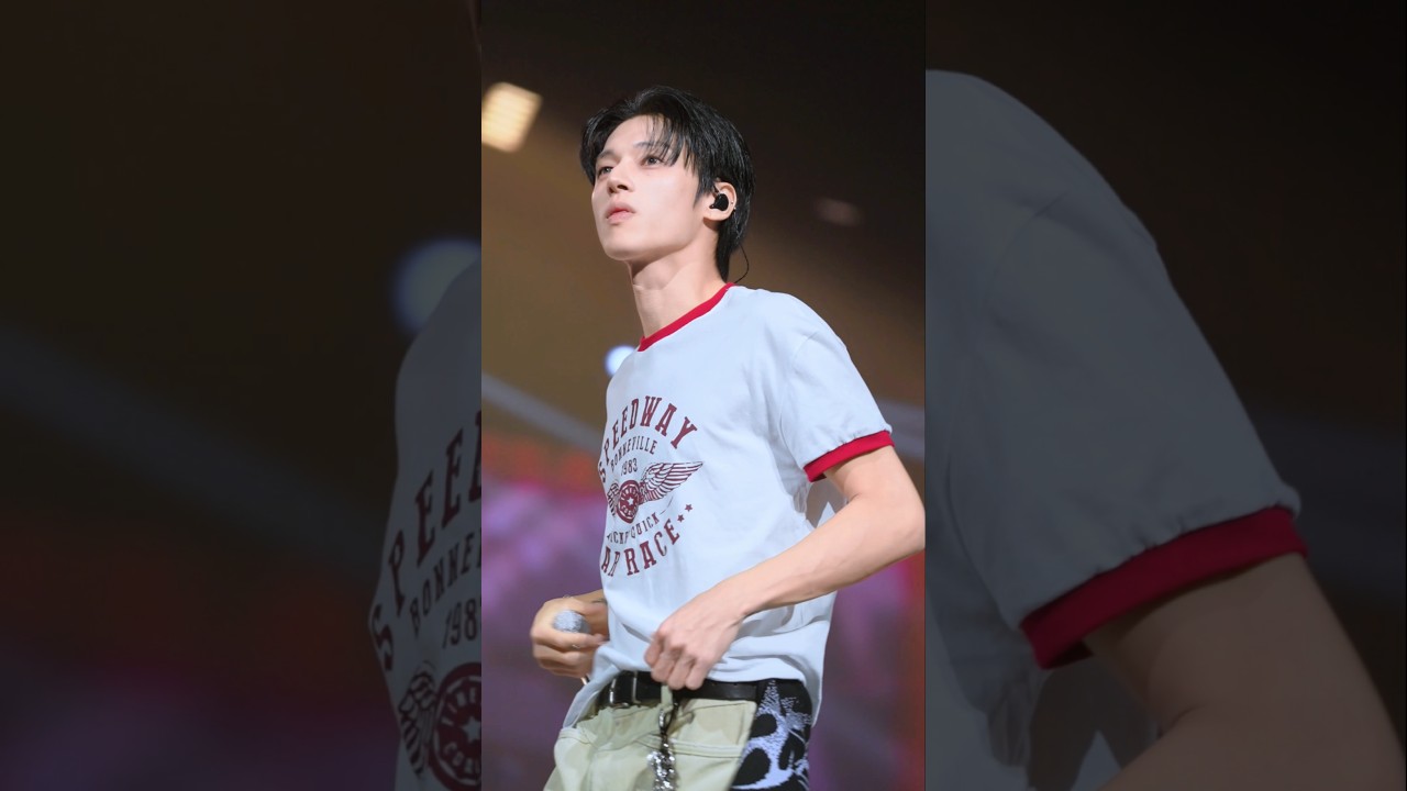 ATEEZ(에이티즈) WORLD TOUR [IN YOUR FANTASY] IN SINGAPORE #Shorts