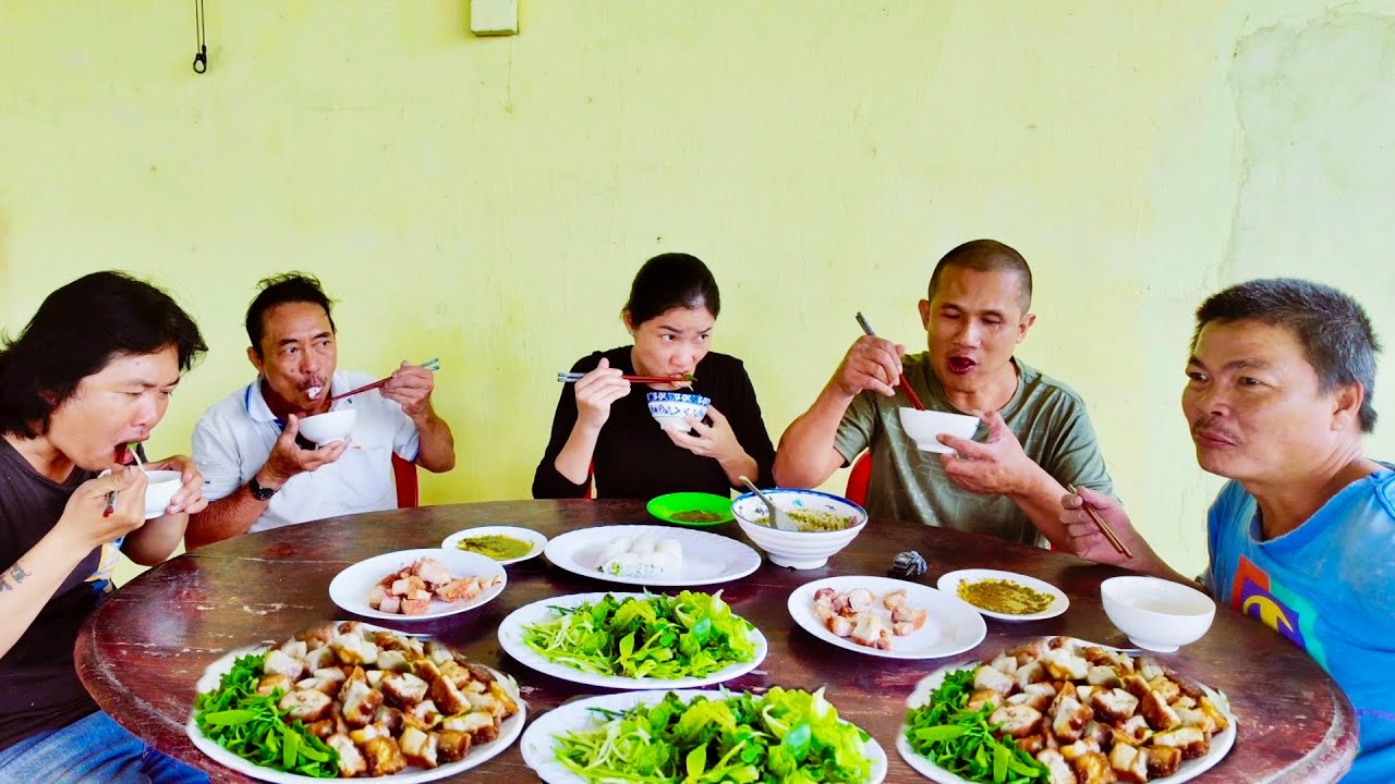 Heo Quay Bánh Hỏi Chấm Kiểu Này Mới Biết Lâu Nay Ăn Sai!