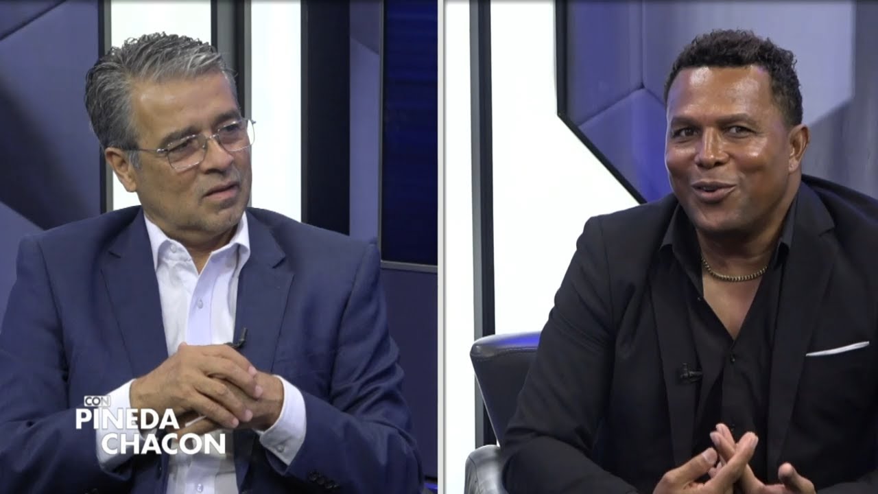 Con Pineda Chac&oacute;n - Carlos Pav&oacute;n, exfutbolista Honduras