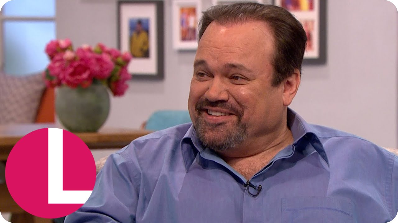 Shaun Williamson Talks Chitty Chitty Bang Bang And Working With Ricky Gervais | Lorraine