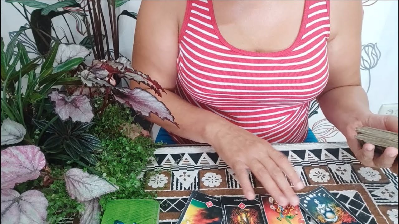 ЧТО С ВАМИ ТВОРИТСЯ? ВАШЕ ПСИХОЛОГИЧЕСКОЕ И ФИЗИЧЕСКОЕ СОСТОЯНИЕ? Расклад Таро Эммануэль Таро