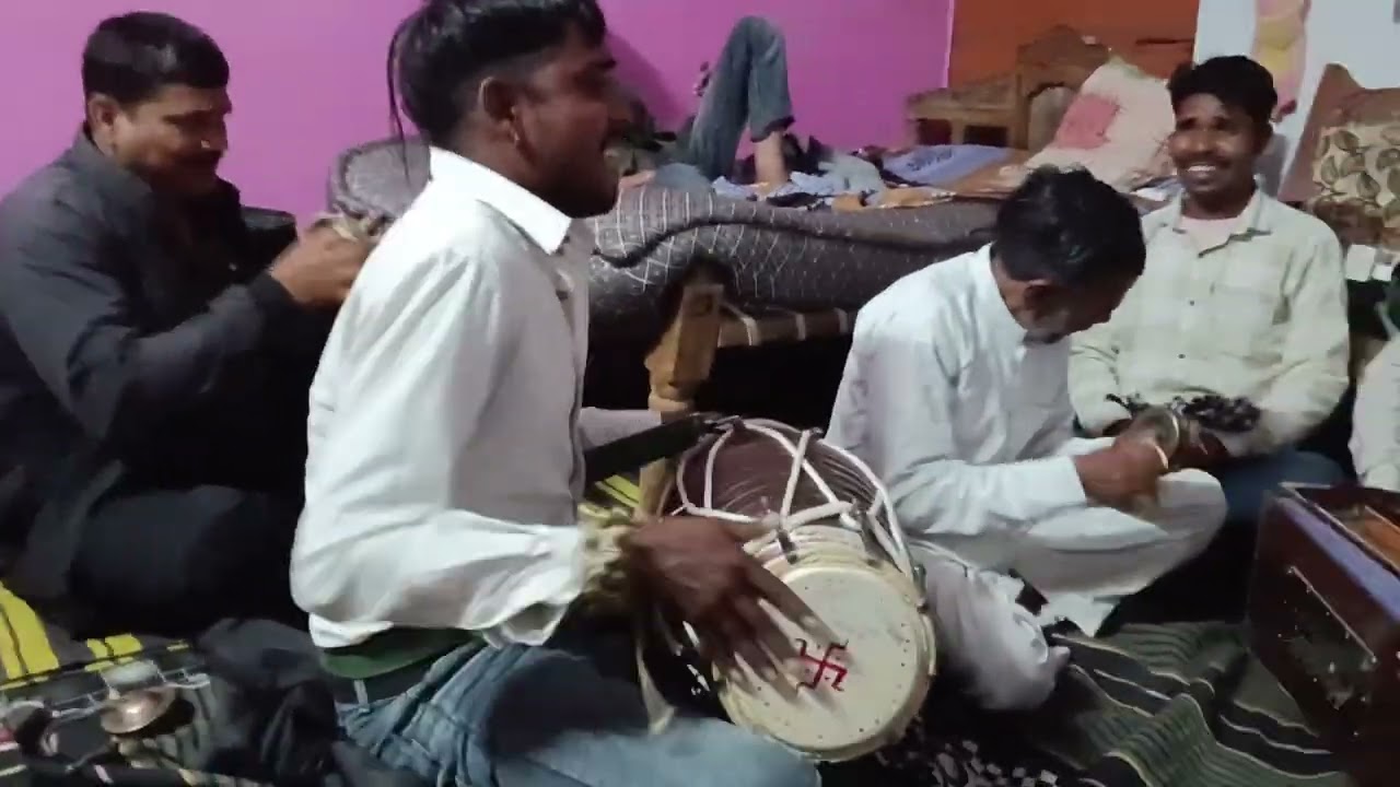 समय को भरोसे कोनी कब पलटी मार खाए