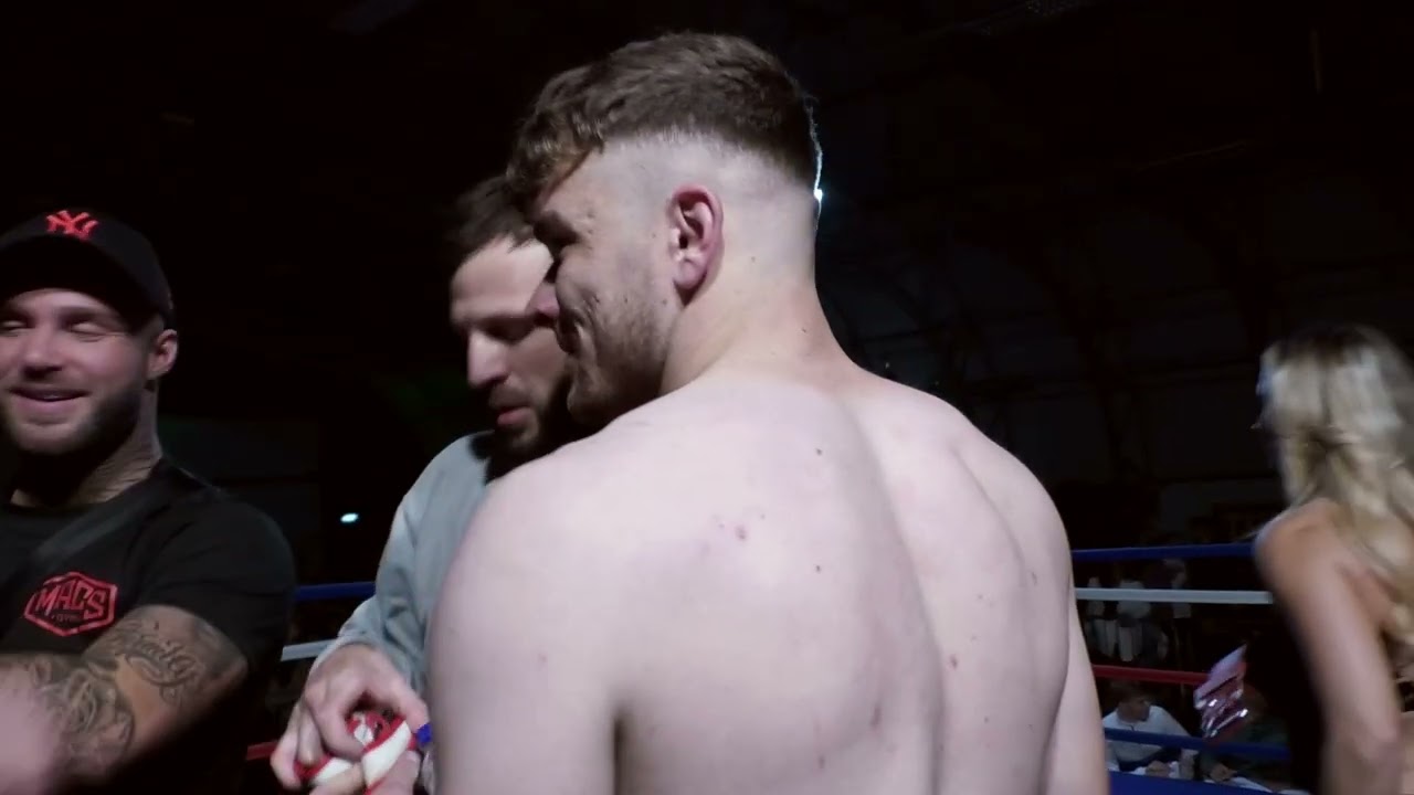 Will Thomas vs Luke Dyson   UFN