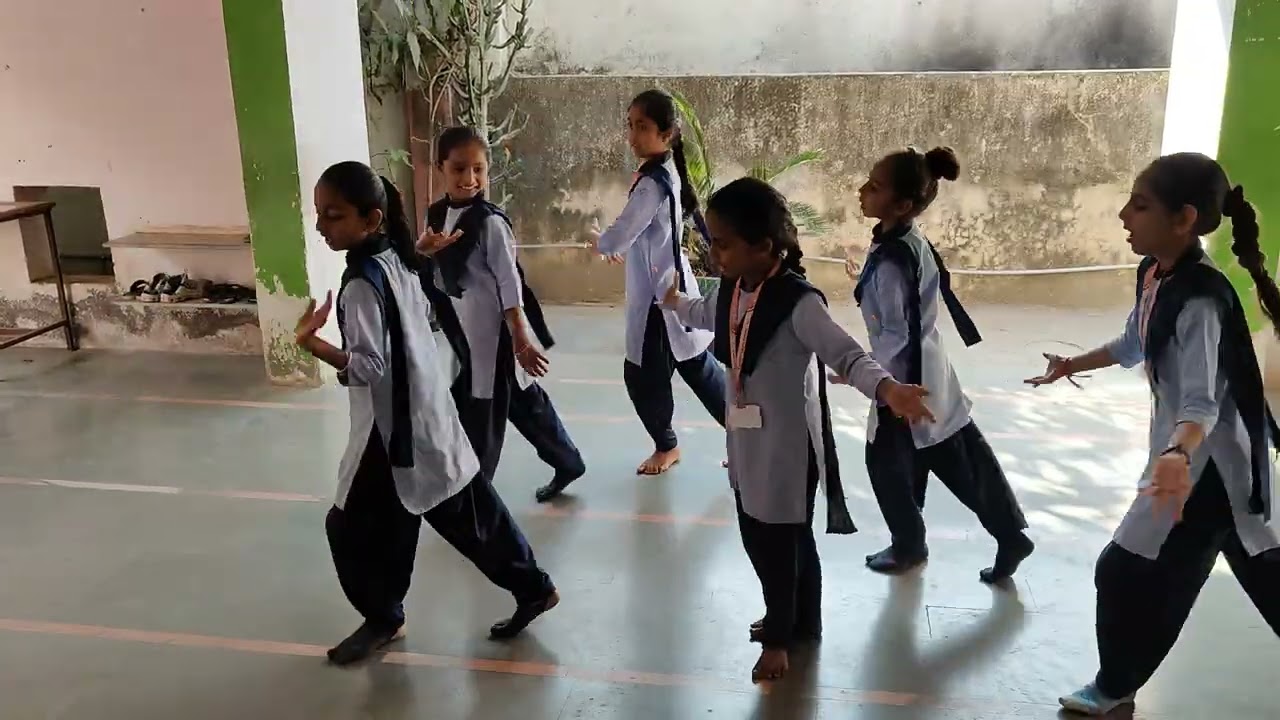 PADODAR PAY CENTER SCHOOL_Ame to saday hasnara_abhinay geet_std-5