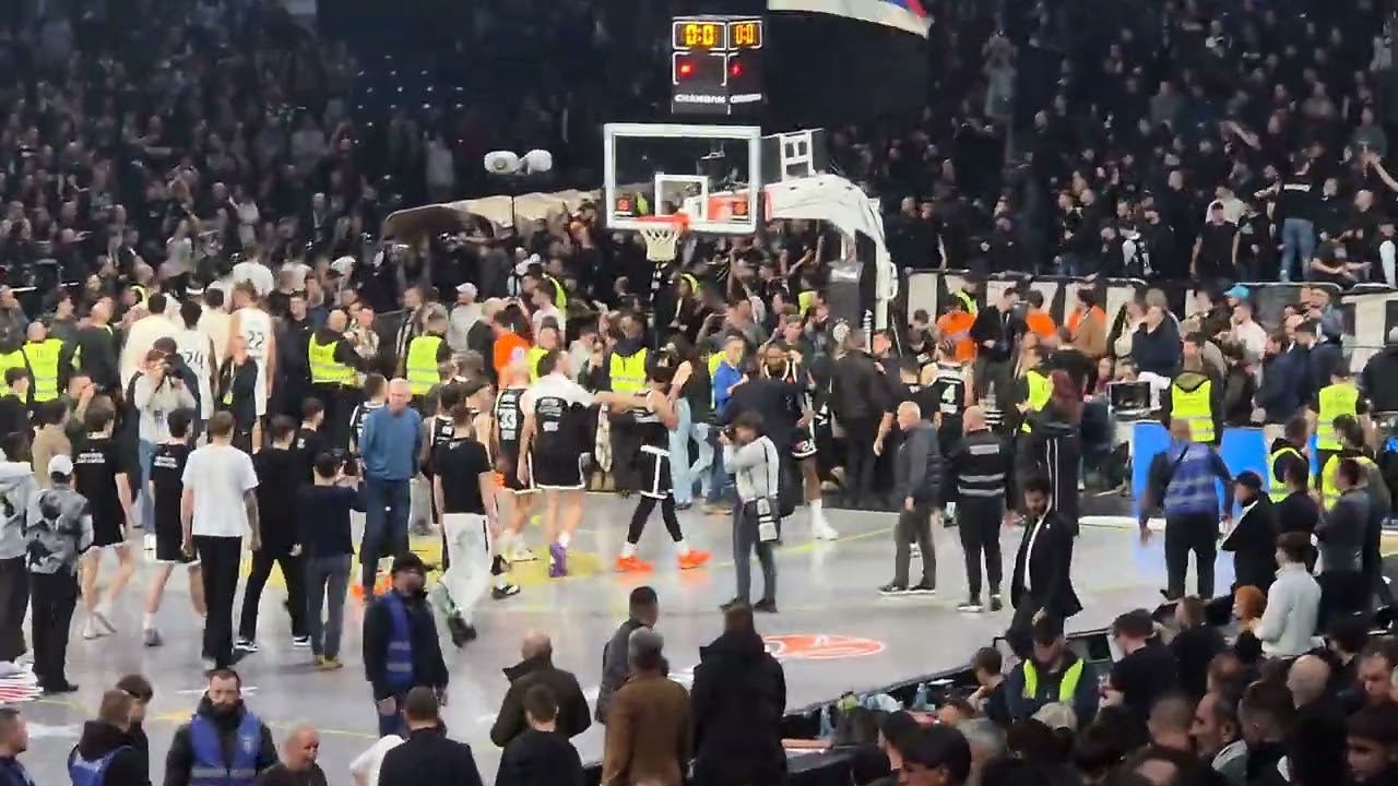 Partizan - Real: Kraj utakmice i pozdrav sa navijačima 