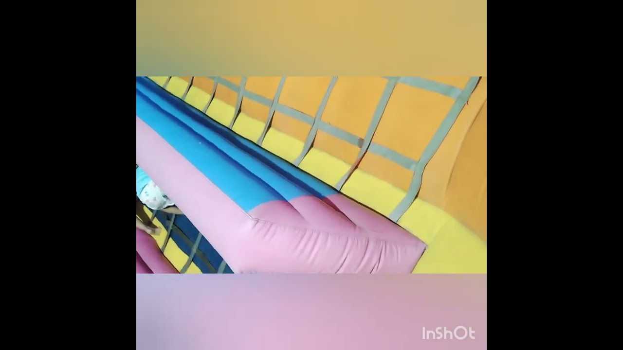 melay ki amon holo je taratari chole aste hlo .vgni jetai dakhe otai dakhe jid kanna.😩