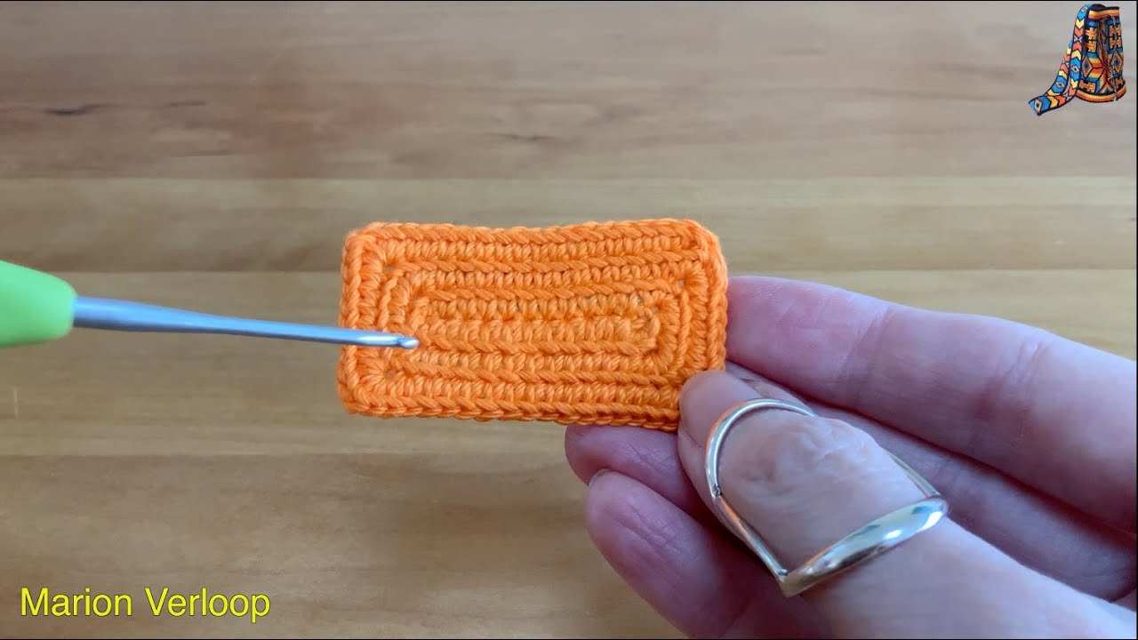 Rectangular Mochila bottom left handed