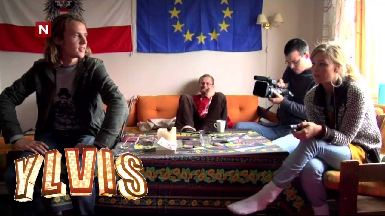 Ylvis - Norges herligste: Nasjonalsangmannen (English subtitles)