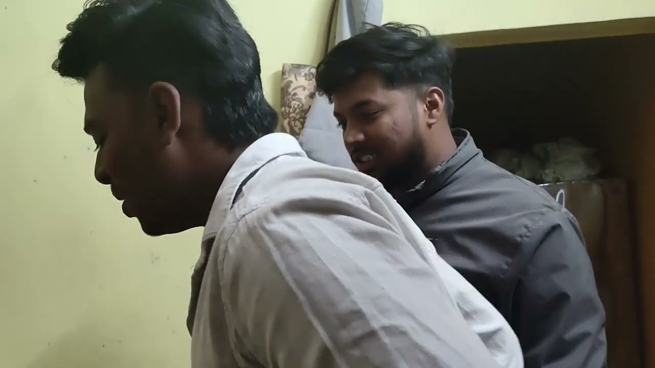 kamar Tut gyi 🤣🤣