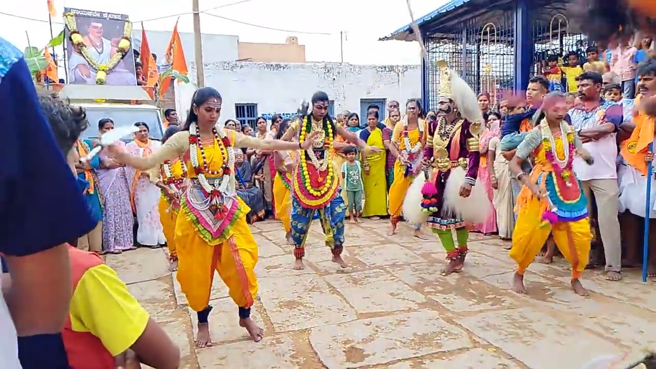 ಚಿಕ್ಕೋಬನಹಳ್ಳಿ ಮೊಳಕಾಮೂರು ತಾಲೂಕು ಚಿತ್ರದುರ್ಗ ಜಿಲ್ಲೆ@Shyamshyam-op7cw 30-4-2025