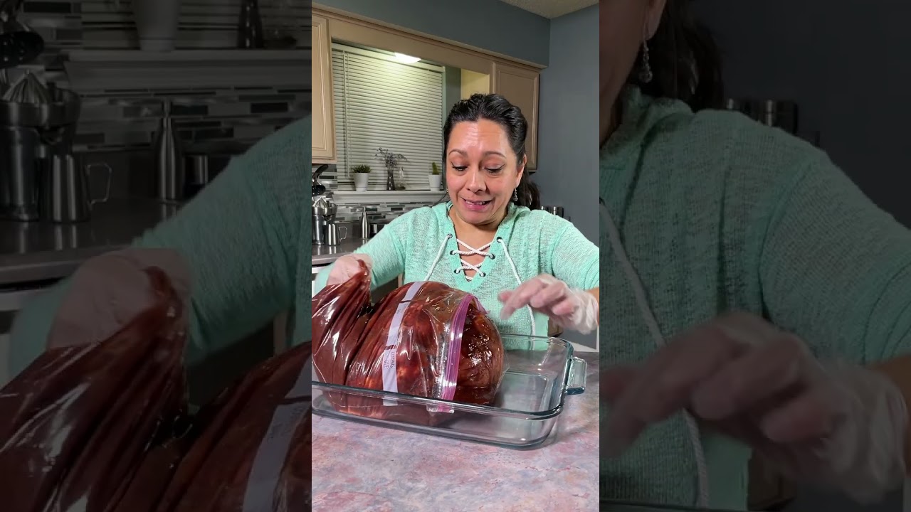 Pierna de cerdo en salsa de ciruela para Navidad #receta #navidad #jamon #dianaskitchen