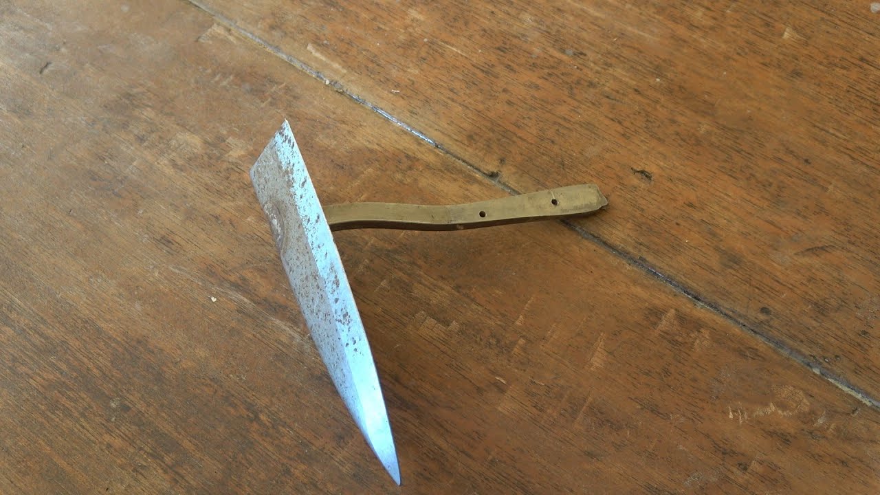 両刃鎌の柄の作成