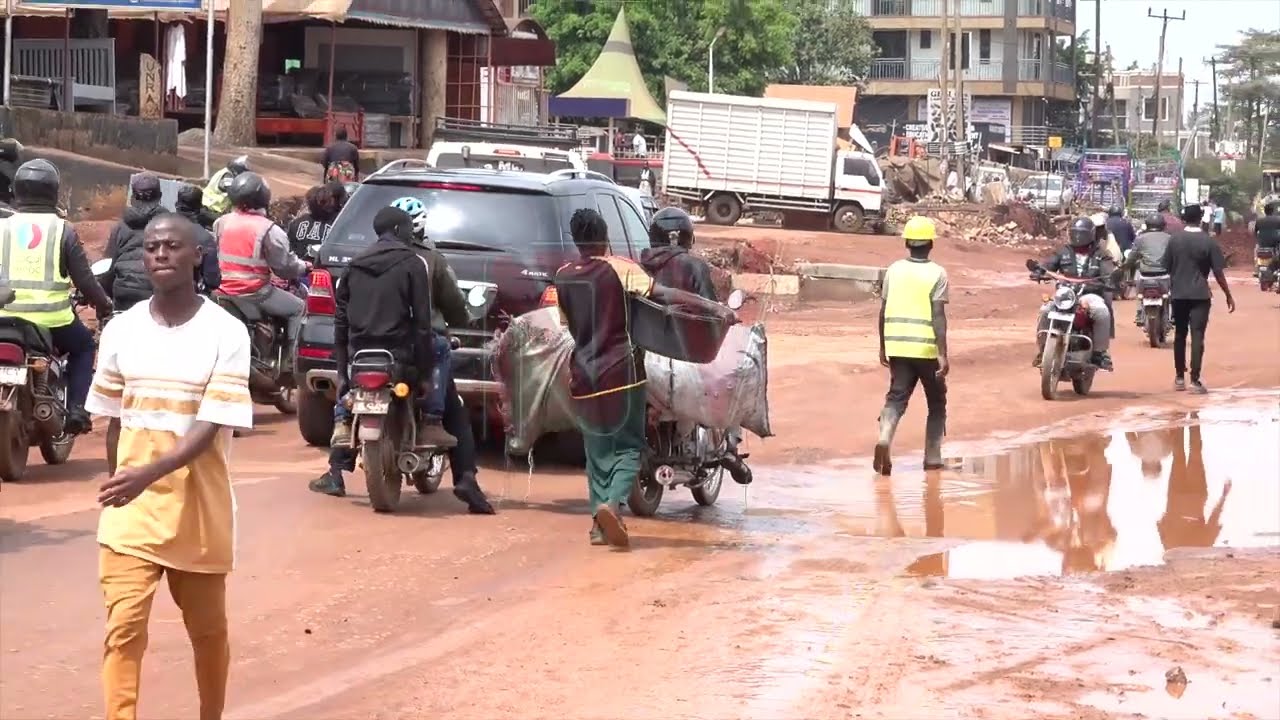 KCCA starts Kasubi‑Namungoona road works, pledges compensation