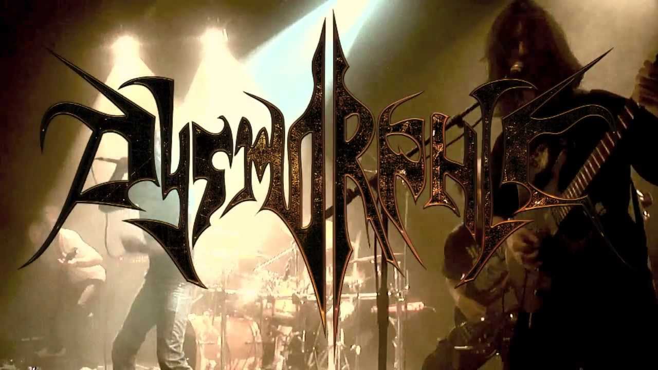 Dysmorphic 