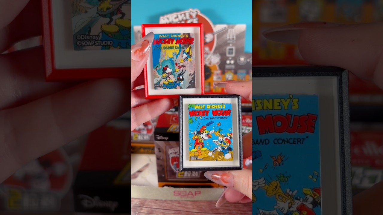 Disney Mickey Mouse Mini Gallery Blind Box Unboxing 
