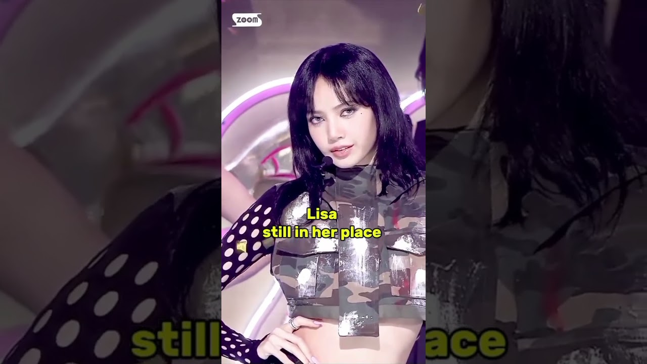 I don't blame Black pink members or Blink but why always Jisoo 😭