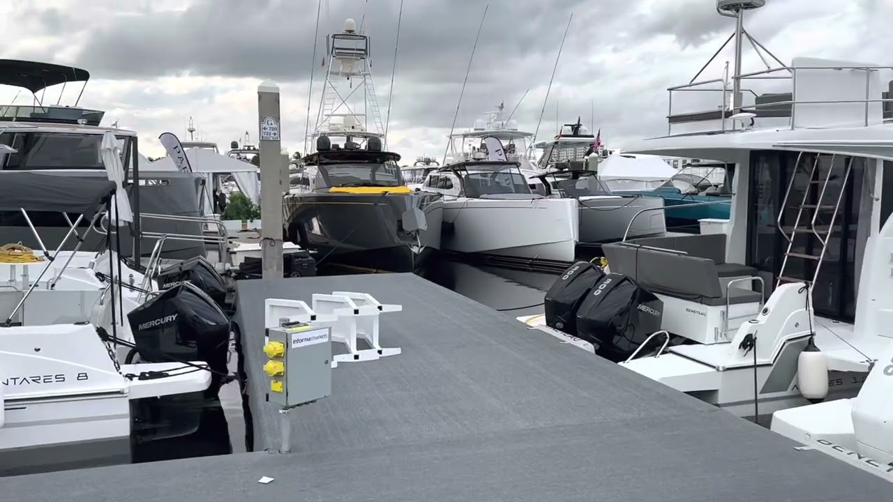 Fort Lauderdale international BOAT show live update 48’ Ocean Alexander ￼walk-thru