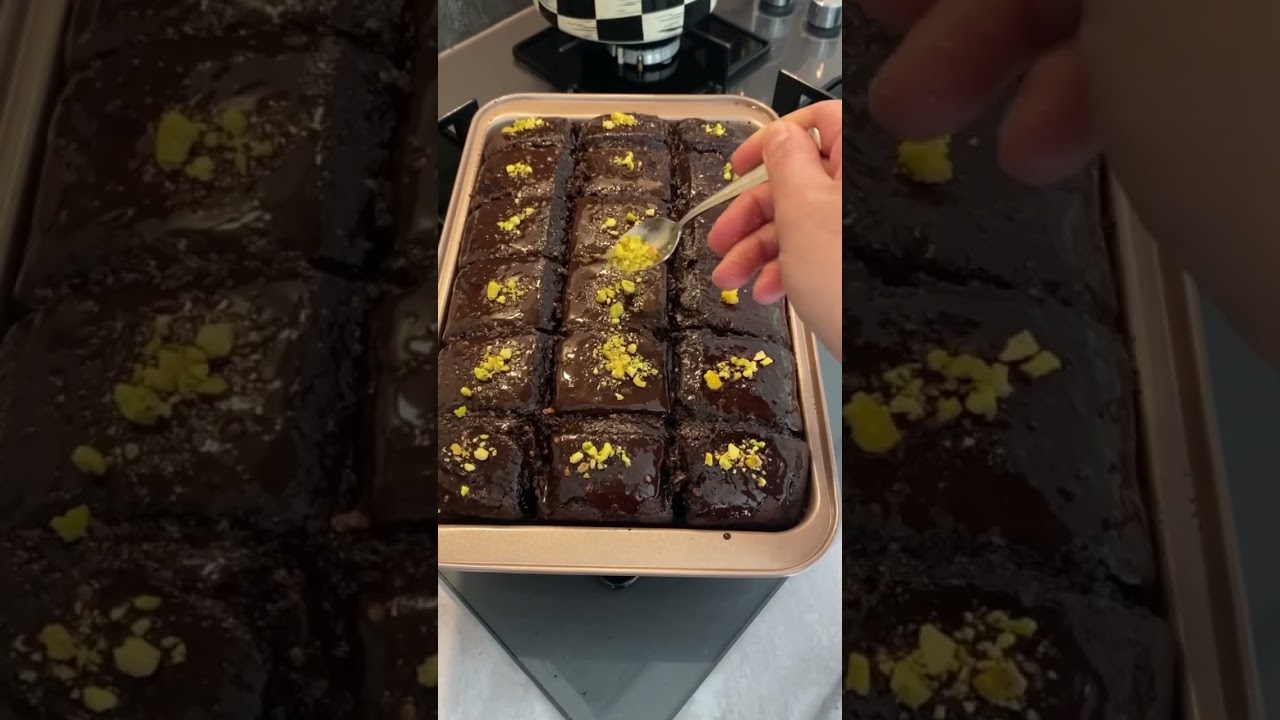 Brownie tadından bol soslu ıslak kek #kekinian #kektarifi #ıslakkektarifi